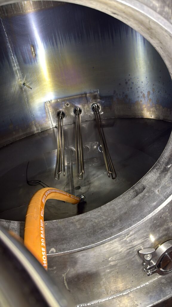 Green Duck Removeable Brewery Immersion Heaters in situ